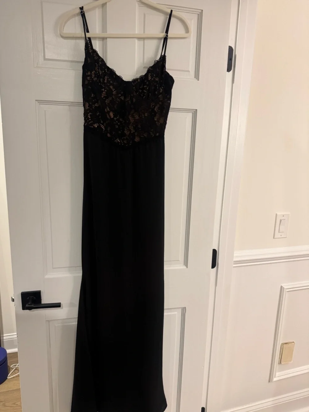 House of CB Black Lace Bustier Mermaid Gown - Picture 5 of 5